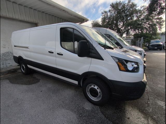 2025 Ford Transit Base