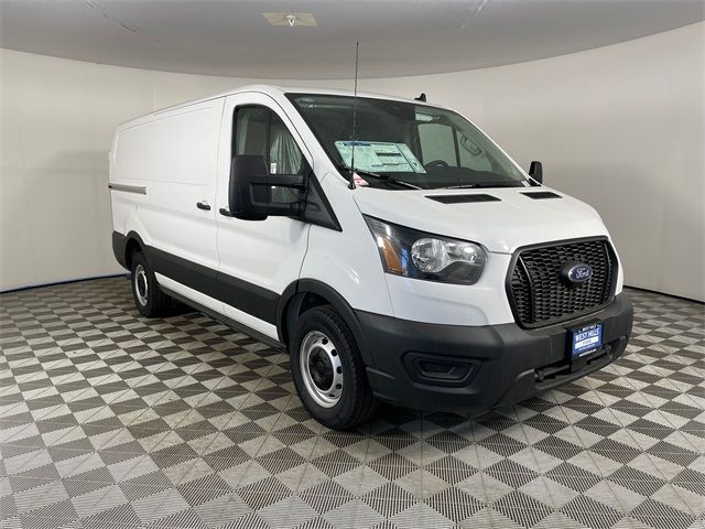 2025 Ford Transit Base