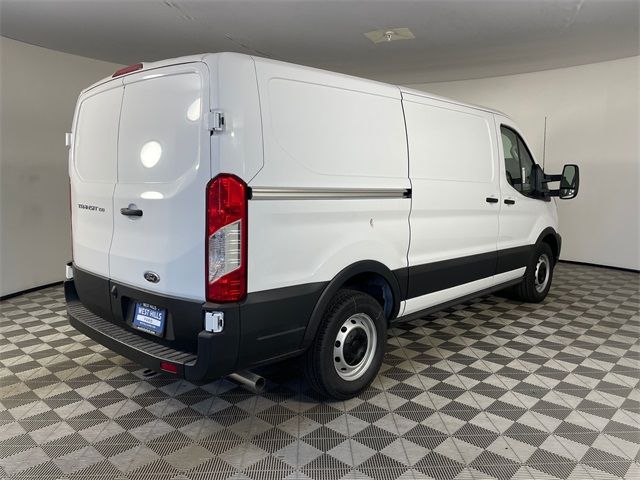 2025 Ford Transit Base