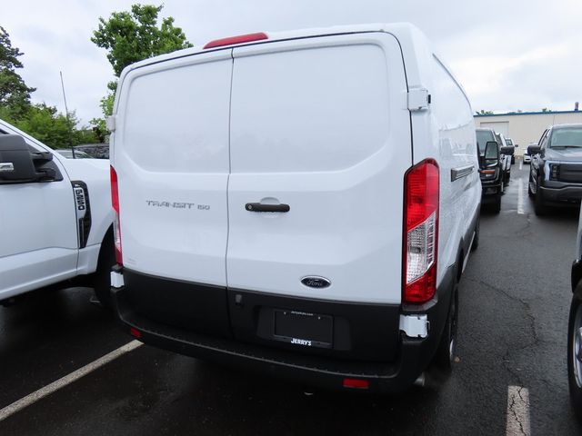 2025 Ford Transit Base
