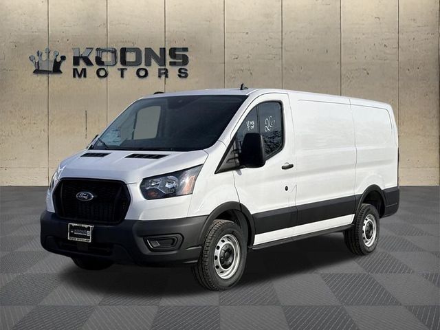 2025 Ford Transit Base