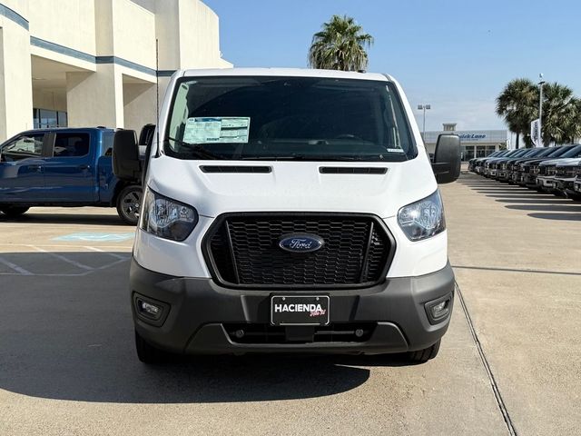 2025 Ford Transit Base