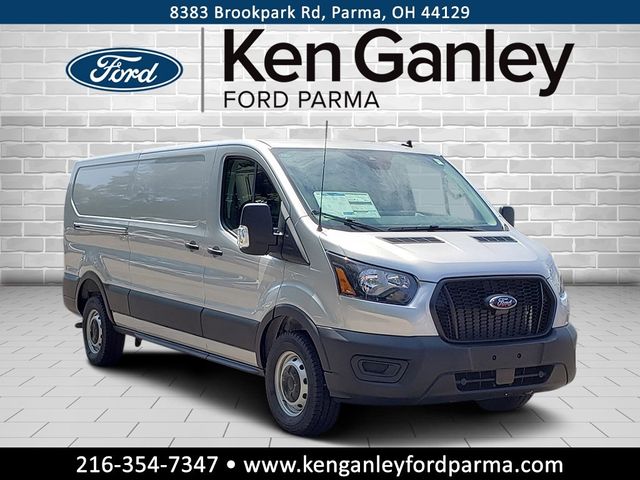 2025 Ford Transit Base