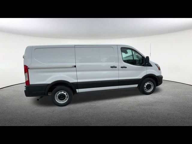 2025 Ford Transit Base