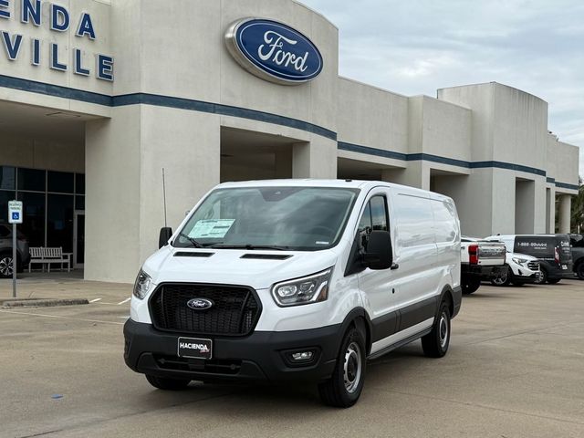 2025 Ford Transit Base