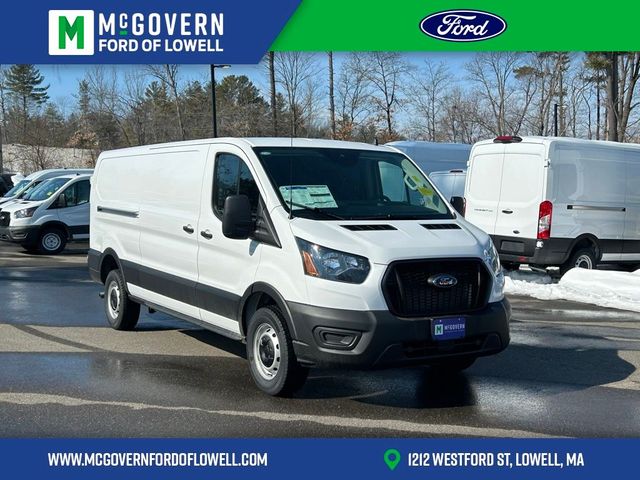 2025 Ford Transit Base