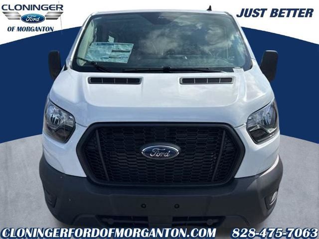 2025 Ford Transit Base