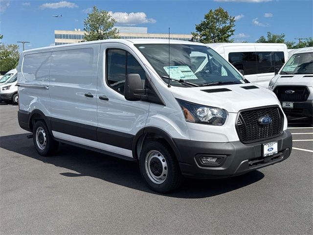 2025 Ford Transit Base