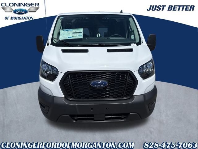 2025 Ford Transit Base