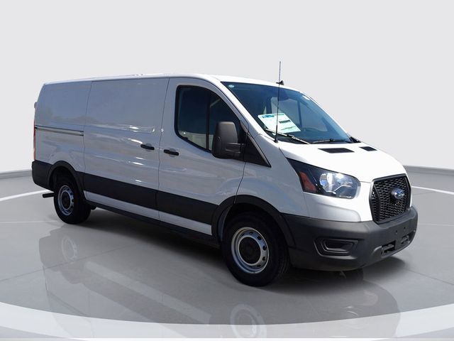 2025 Ford Transit Base