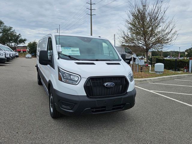 2025 Ford Transit Base