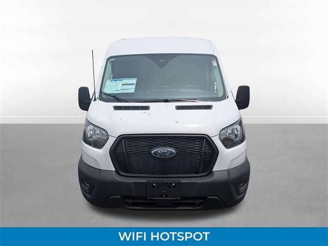 2025 Ford Transit Base