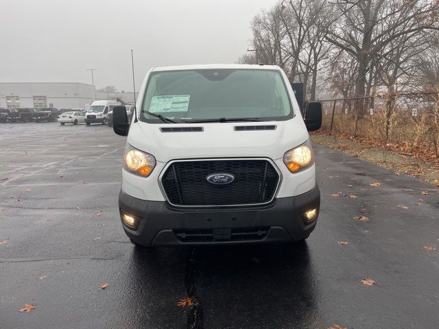 2025 Ford Transit Base