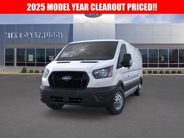 2025 Ford Transit Base
