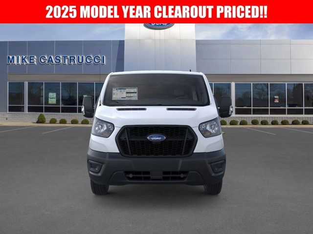 2025 Ford Transit Base