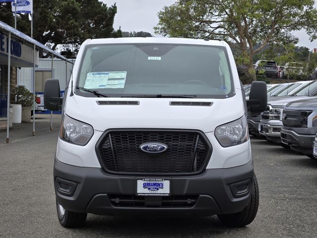 2025 Ford Transit Base