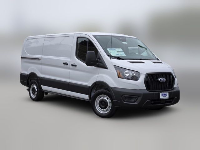 2025 Ford Transit Base