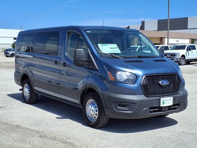 2025 Ford Transit Base