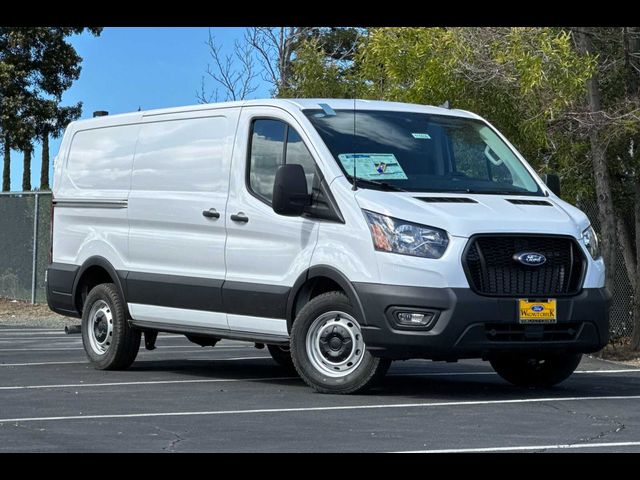 2025 Ford Transit Base