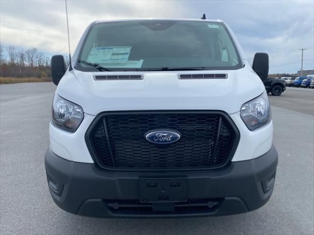 2025 Ford Transit Base