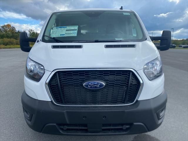 2025 Ford Transit Base