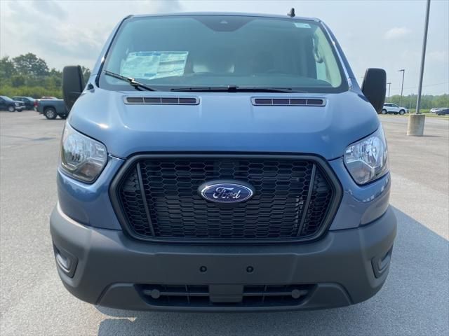 2025 Ford Transit Base