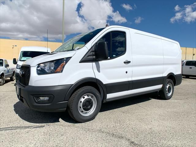 2025 Ford Transit Base