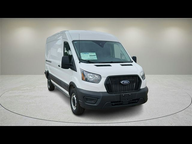 2025 Ford Transit Base