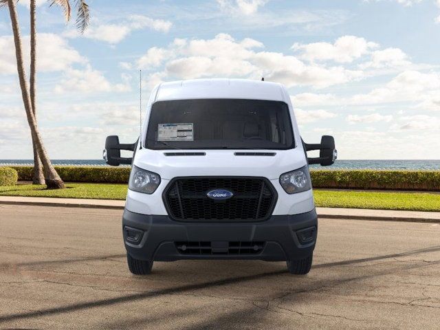 2025 Ford Transit Base