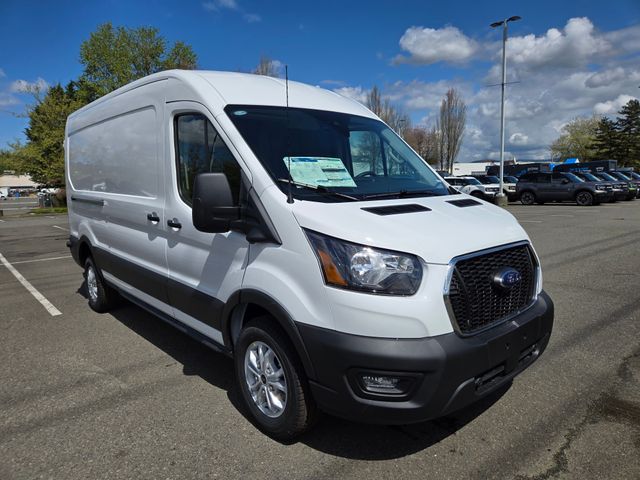 2025 Ford Transit Base