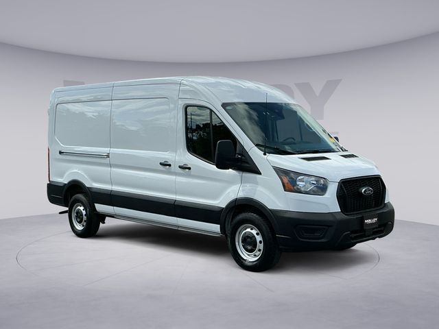 2025 Ford Transit Base