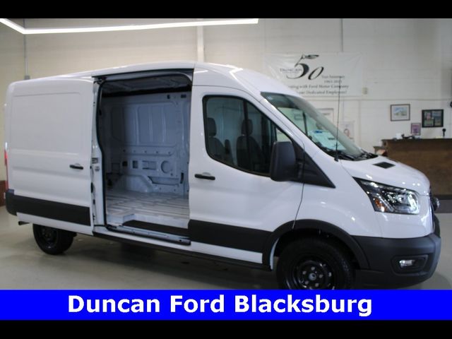 2025 Ford Transit Base