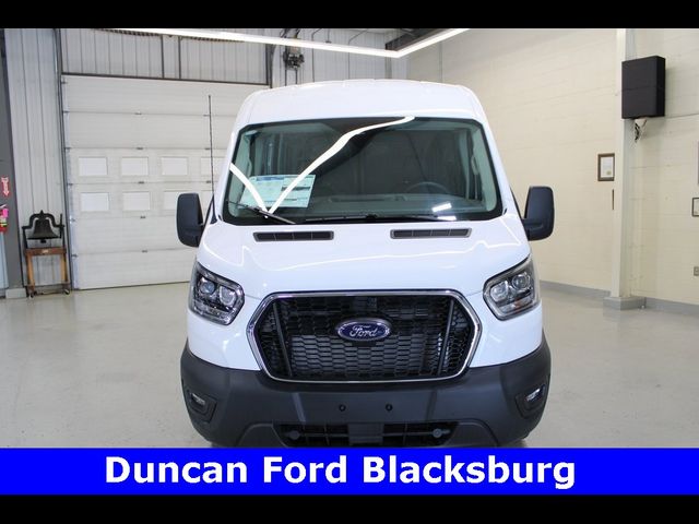 2025 Ford Transit Base
