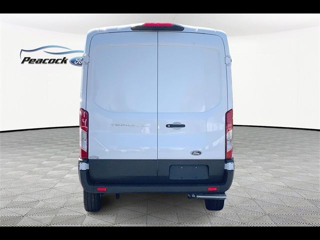 2025 Ford Transit Base