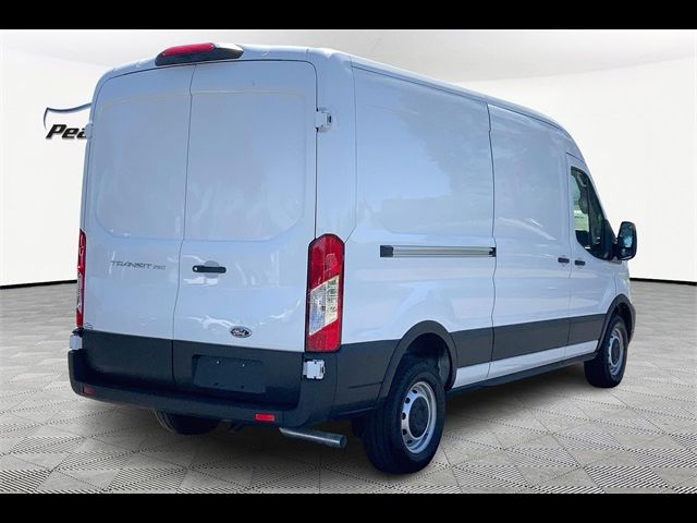 2025 Ford Transit Base