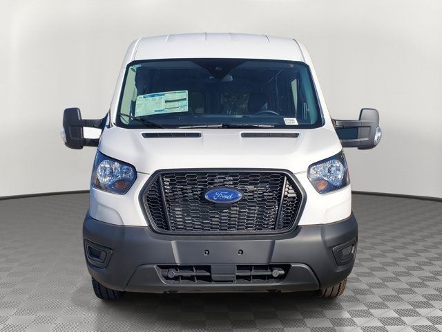 2025 Ford Transit Base
