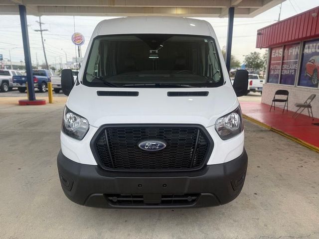 2025 Ford Transit Base