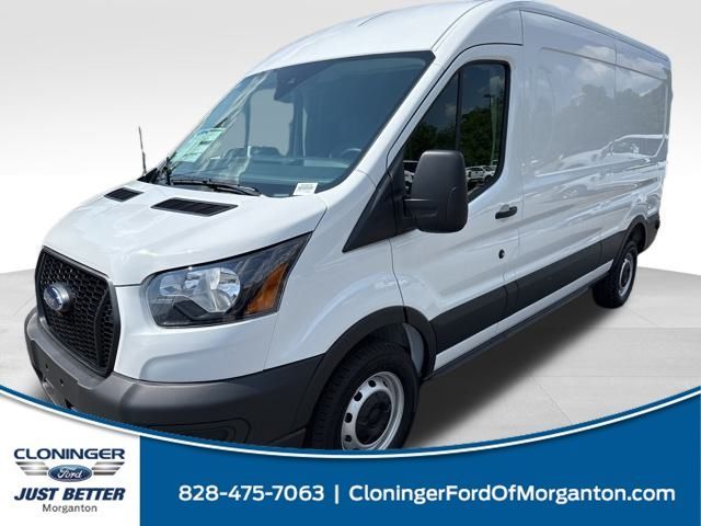 2025 Ford Transit Base