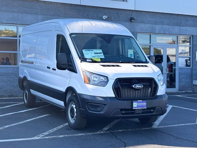 2025 Ford Transit Base