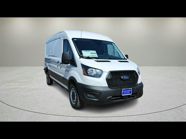 2025 Ford Transit Base