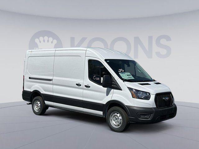 2025 Ford Transit Base