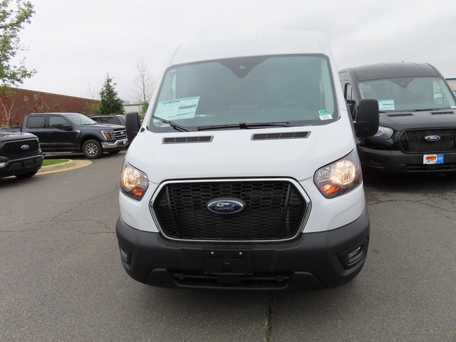 2025 Ford Transit Base