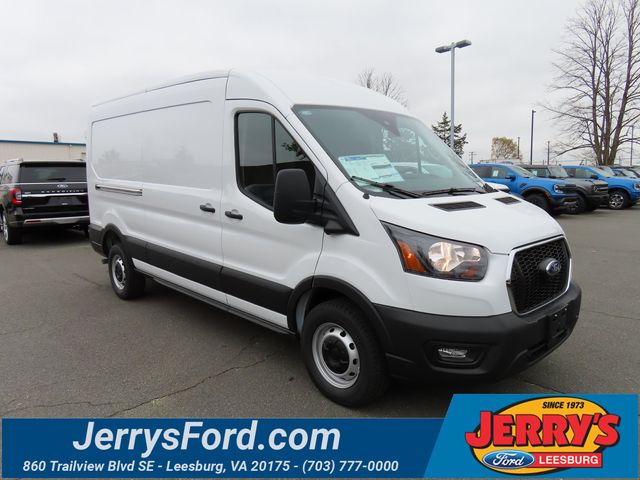 2025 Ford Transit Base