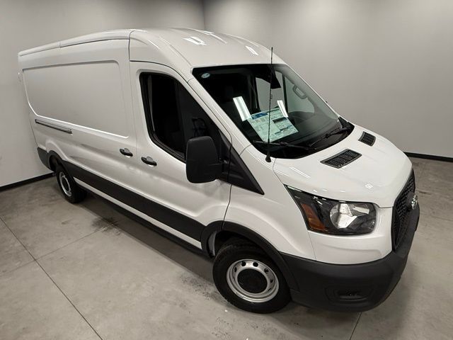 2025 Ford Transit Base