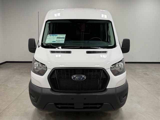 2025 Ford Transit Base