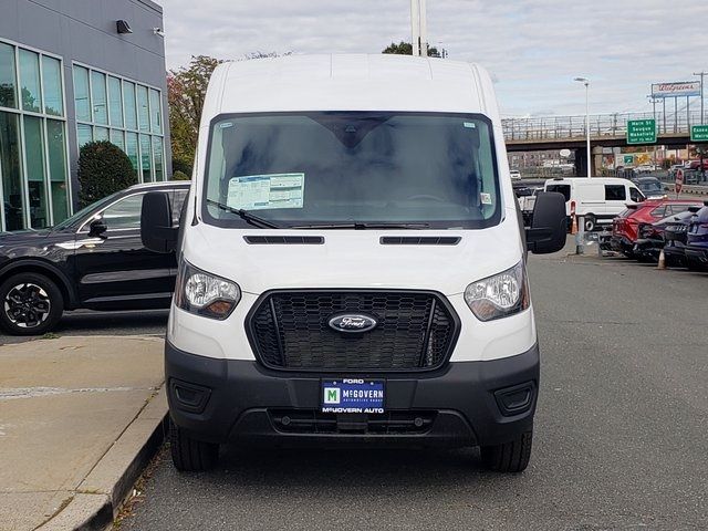 2025 Ford Transit Base
