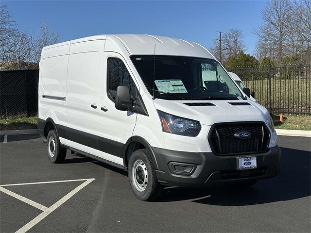 2025 Ford Transit Base