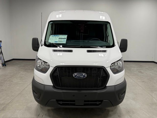 2025 Ford Transit Base