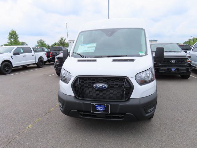 2025 Ford Transit Base