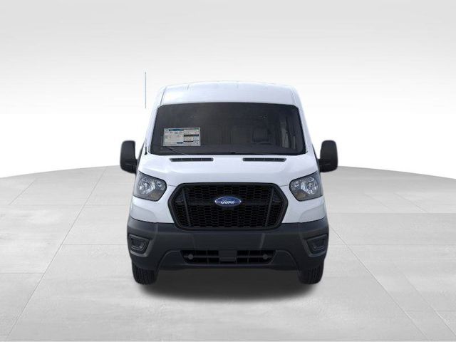 2025 Ford Transit Base